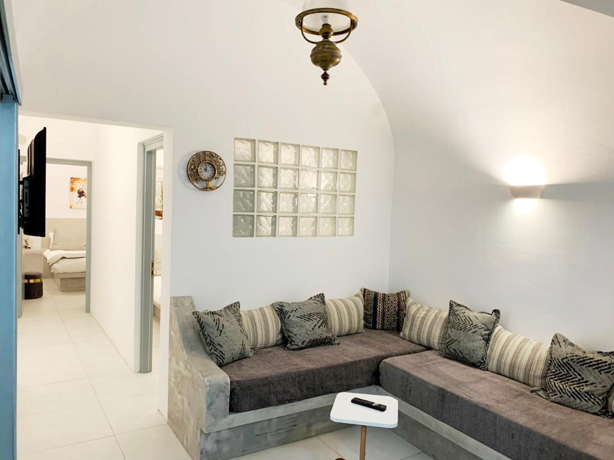 Poli Cave House Santorini Villa Fira  Eksteriør bilde