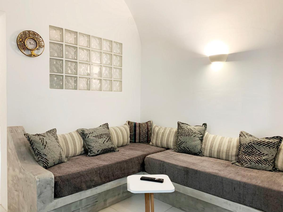 Poli Cave House Santorini Villa Fira  Eksteriør bilde