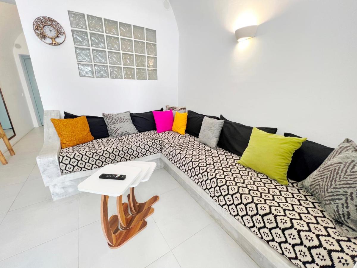 Poli Cave House Santorini Villa Fira  Eksteriør bilde